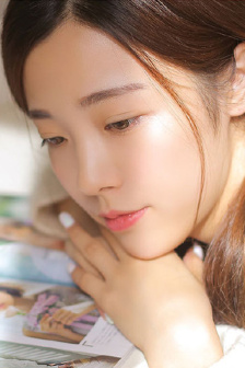 偶像的穴